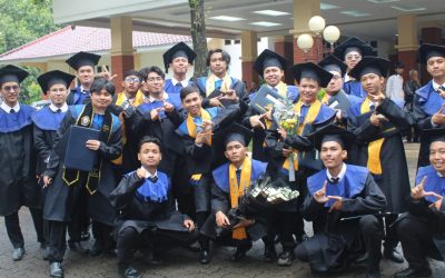 SUPERIOR ACHIEVEMENTS OF UNDIP ELECTRICAL ENGINEERING STUDENTS: 14 CUM LAUDE SCHOLARS SPARKLE AT THE 173RD GRADUATION CEREMONY