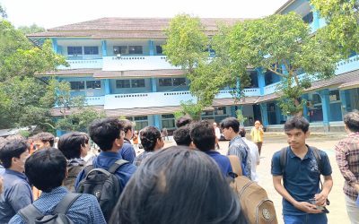 LATIHAN EVAKUASI K3 MAHASISWA DTE DI UNIVERSITAS DIPONEGORO BERHASIL DIEVAKUASI DALAM WAKTU SINGKAT