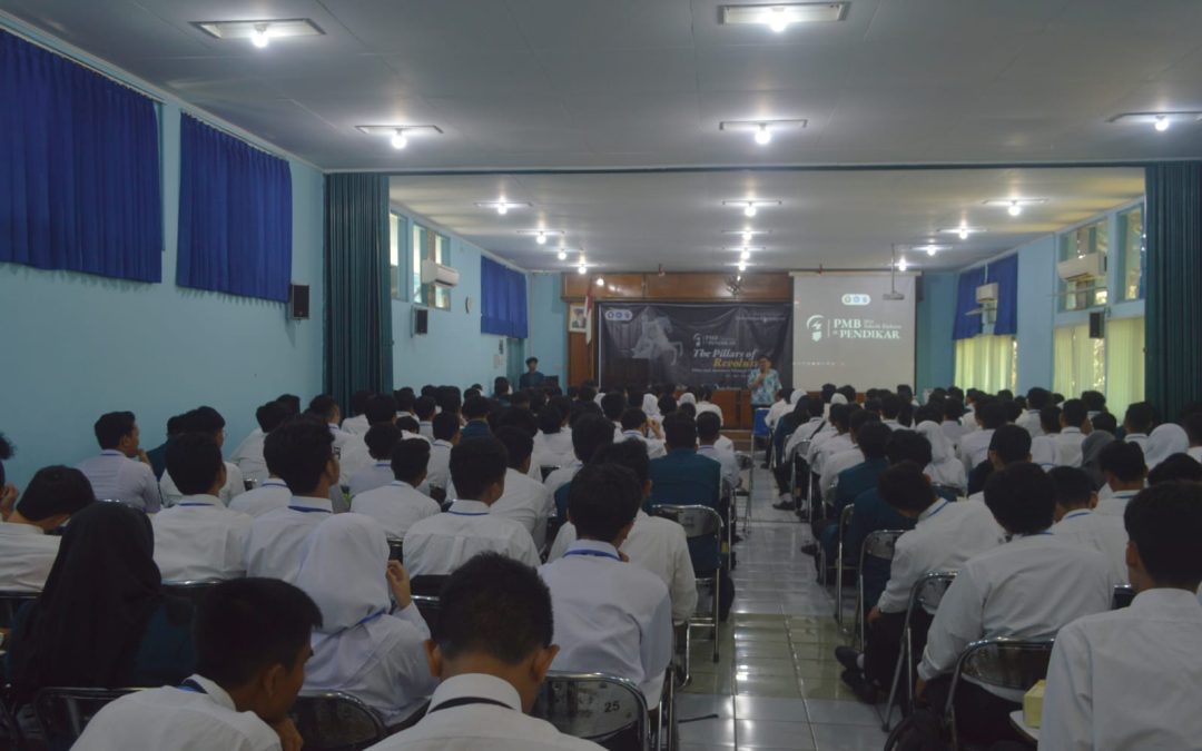 PMB 2024 UNDIP ELECTRICAL ENGINEERING: TOWARDS REVOLUTION, UPRIGHT ACTION, REALIZE ACHIEVEMENTS