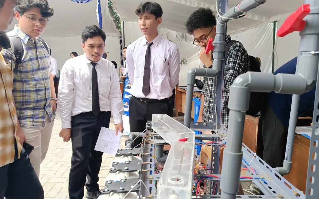 TECHNOLOGY INNOVATION OF UNDIP ELECTRICAL ENGINEERING STUDENTS: SEPTEMBER 2024 FINAL PROJECT EXHIBITION PRESENTS CREATIVE SOLUTIONS IN VARIOUS FIELDS