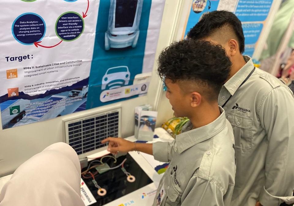 UNDIP ELECTRICAL ENGINEERING STUDENTS WIN GOLD MEDAL AT WICE 2024 THANKS TO DYNAMIC EV CHARGING INNOVATION