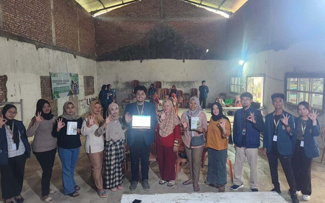 UNDIP IDBU TEAM 85 KKN-T STUDENTS CREATE A DIGITAL WASTE BANK ADMINISTRATION WEBSITE TO SUPPORT THE SEMARANG CITY GOVERNMENT PROGRAM