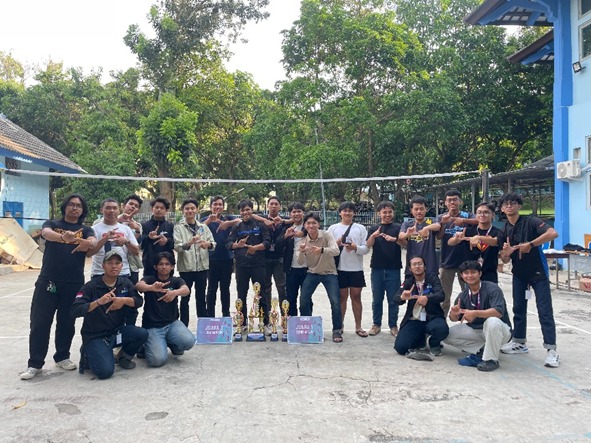TEKNIK ELEKTRO TAMPIL MEMBARA DI POR FT 2025 MENANGKAN BERBAGAI CABANG OLAHRAGA