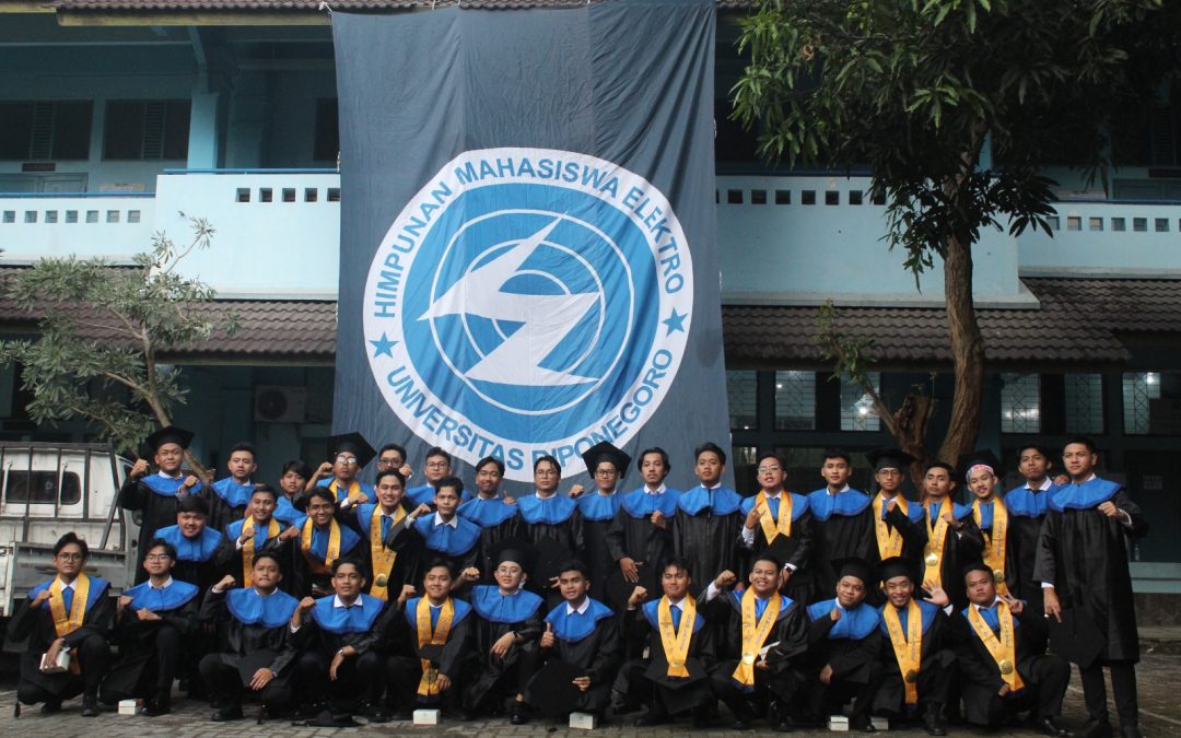 WISUDA KE-181: DEPARTEMEN TEKNIK ELEKTRO UNDIP LULUSKAN 35 WISUDAWAN